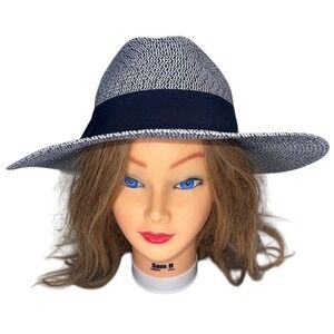 Banana Republic | Accessories | Banana Republic Fedora Hat  display picture 3